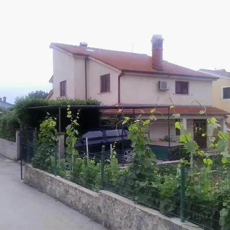 Apartment Edi 1